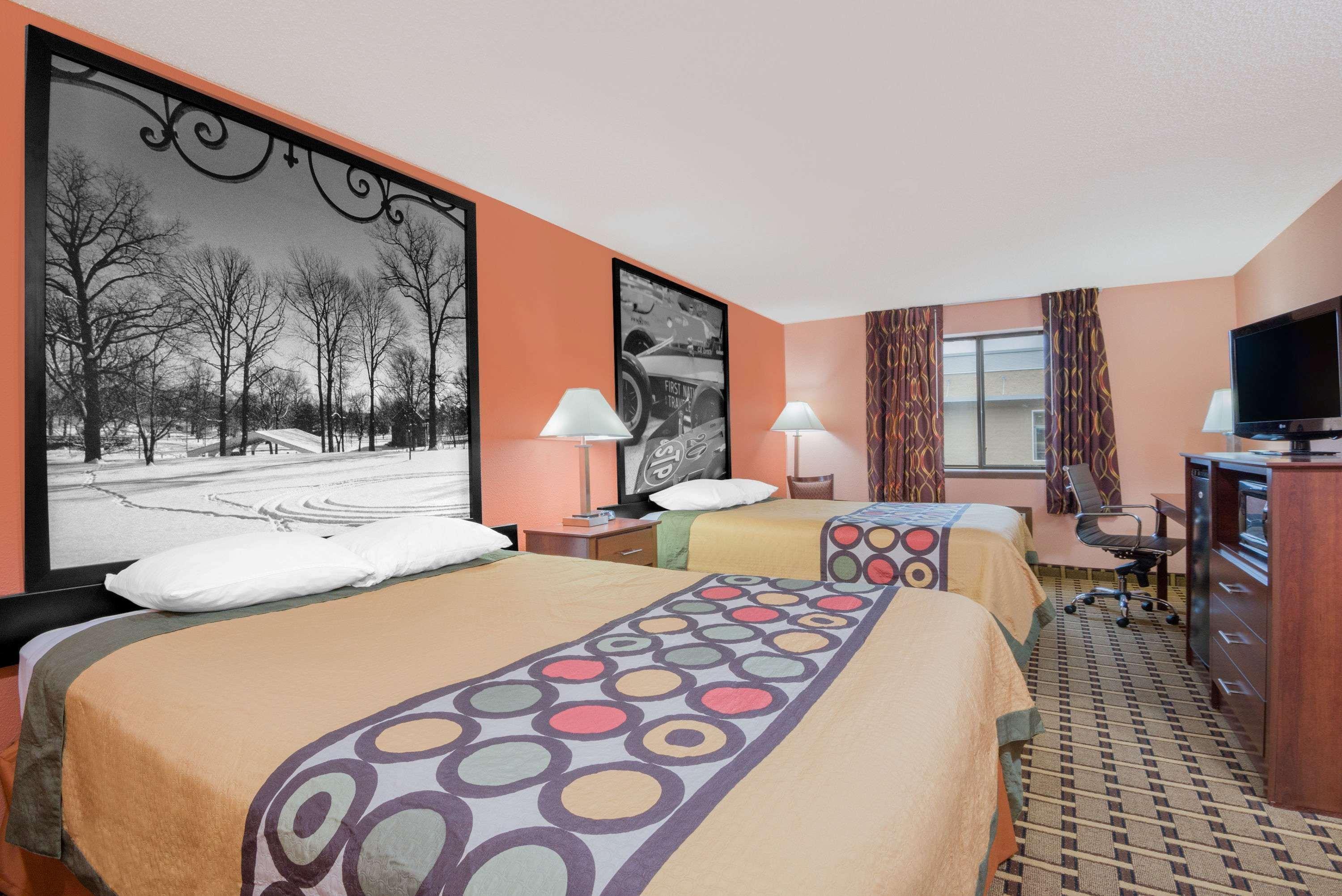 Super 8 By Wyndham Shelbyville Eksteriør bilde